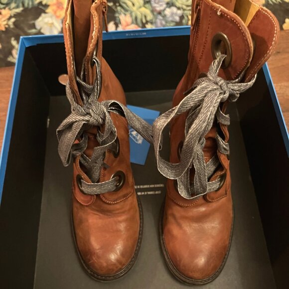 John Fluevog Brown East End Gladstone Mid-Calf Lace Up Boot 8.5 - Picture 7 of 12